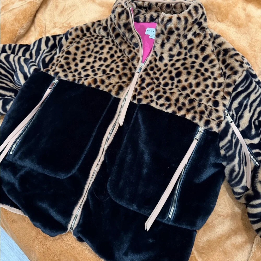 NWOT Nikki Jones Faux Fur Oversized Jacket - Picture 7 of 8